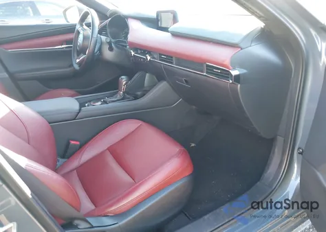 2022 Mazda Mazda3 Premium из США, поврежденный, VIN JM1BPBML8N1515124